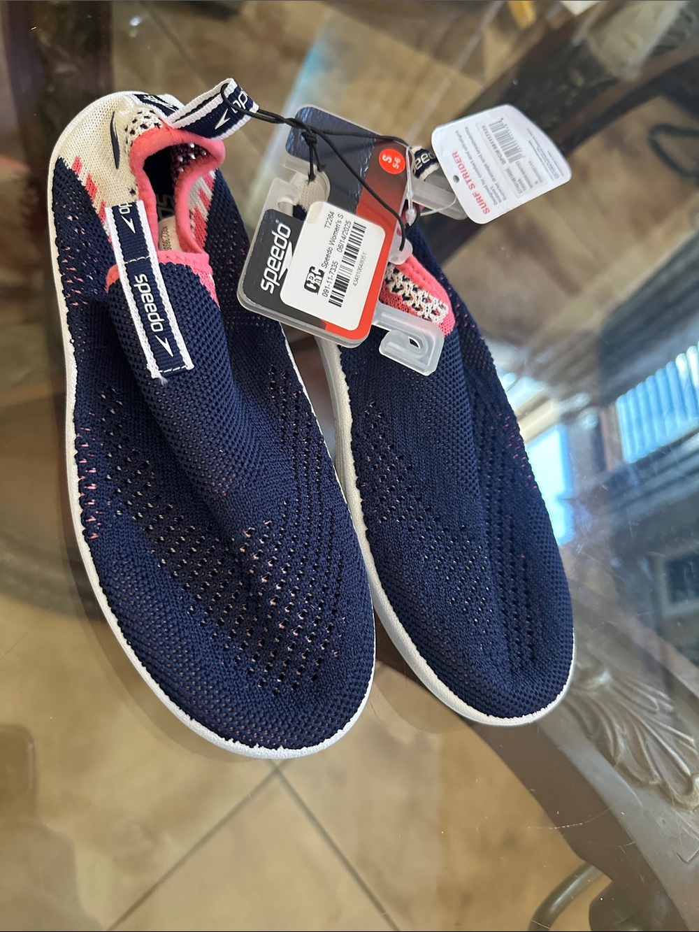 Speedo Navy Slip-On Knit Water Shoes with Pink Trim women’s small 5-6